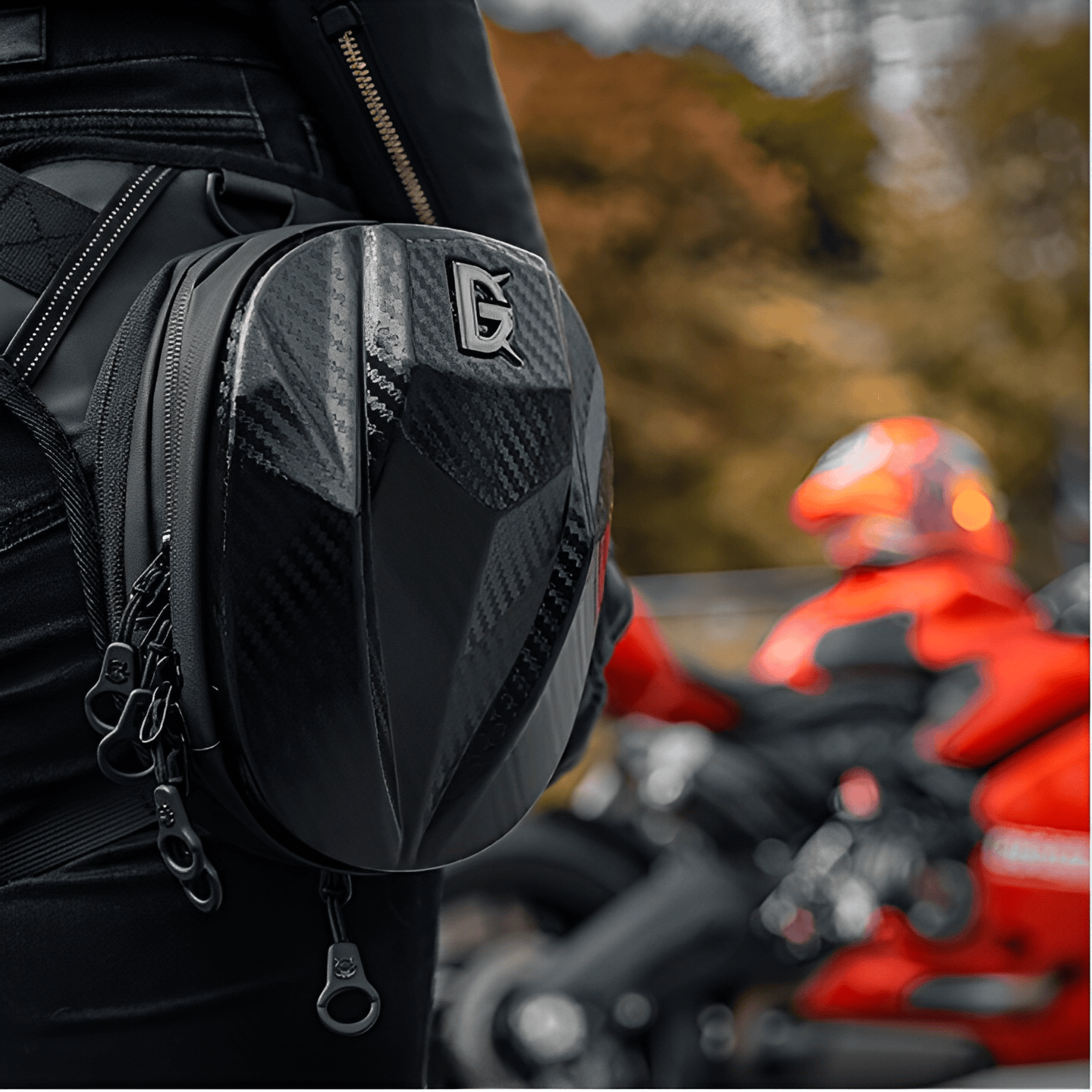 Sacoche de Jambe Moto | CarbonShield™